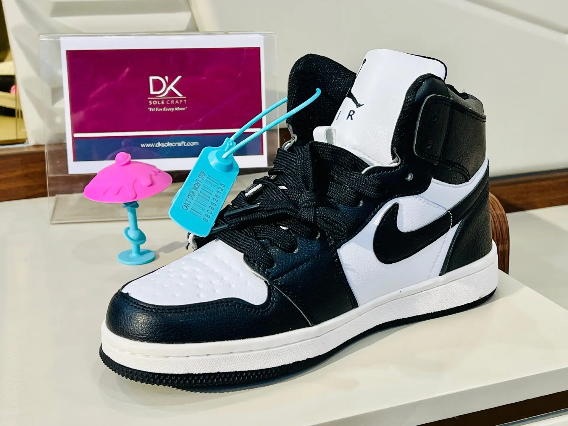 Nike Men’s Sneakers , Original Imported from China